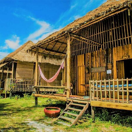 Paradise Bungalows Koh Rong Kaoh Touch Exterior photo