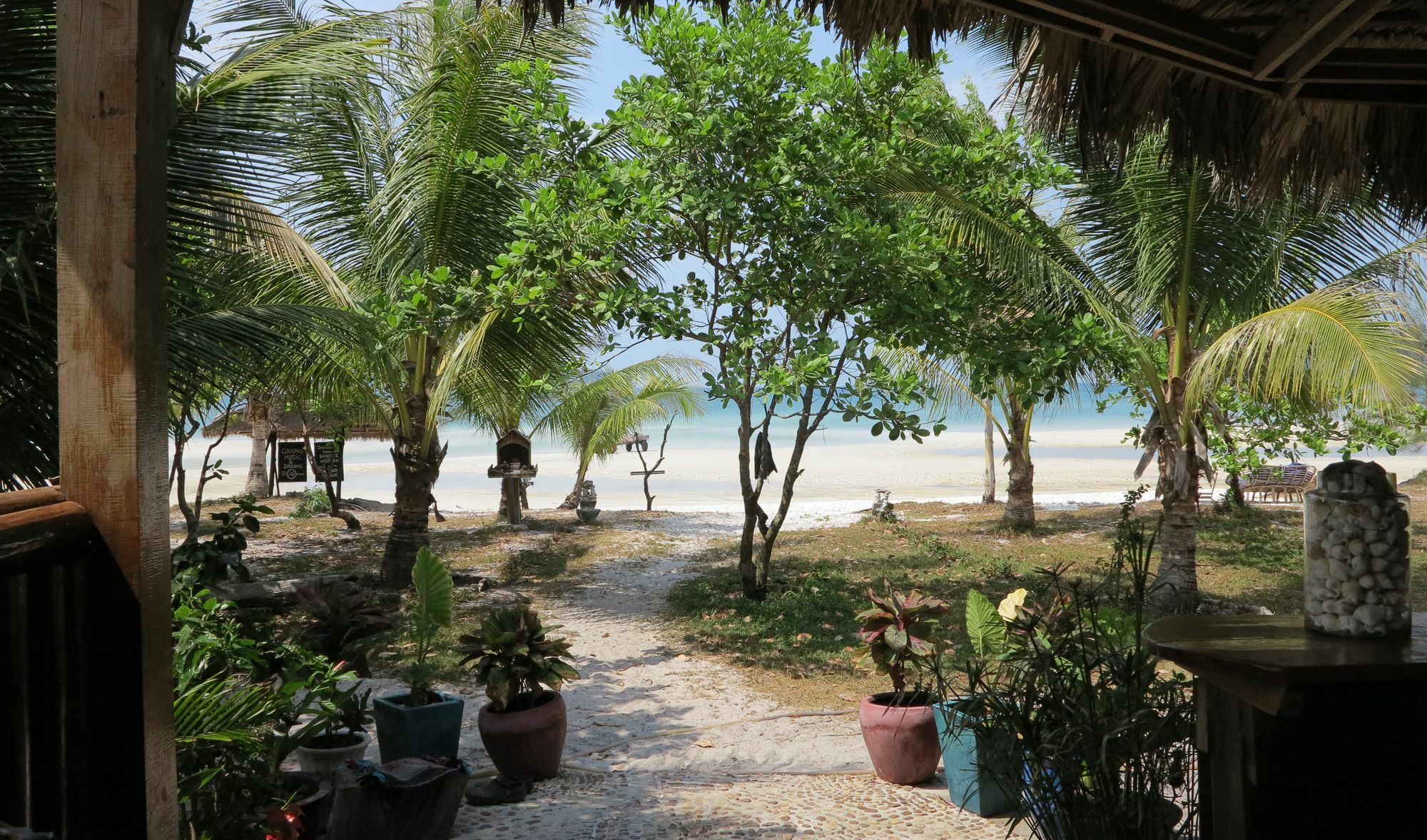 Paradise Bungalows Koh Rong Kaoh Touch Exterior photo